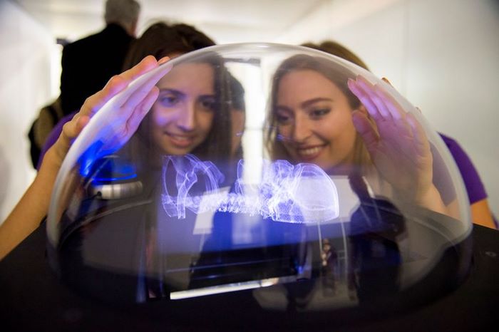 صفحات سه بعدی جدید، تلفیقی از تعامل لمسی، بصری و صوتی هستند