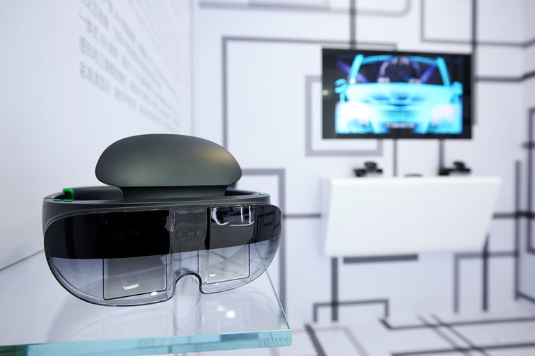 هدست واقعیت افزوده اوپو با طراحی مشابه هولولنز فصل اول ۲۰۲۰ از راه می‌رسد 